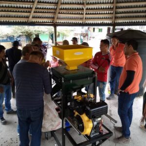 Maquinas Descascaradora De Sacha Inchi 200 Kilos Hora Motor 5 HP Trifasico BUN DER45T67JH
