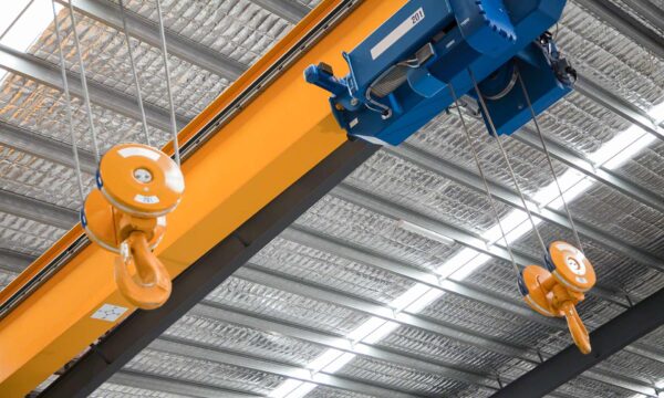 Fabricacion De Polipastos De Carga 5000 Kilos 400 CMS 330 Trifasicos